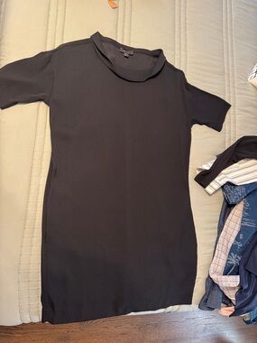 COS Black Short-Sleeve Mini Shift Dress